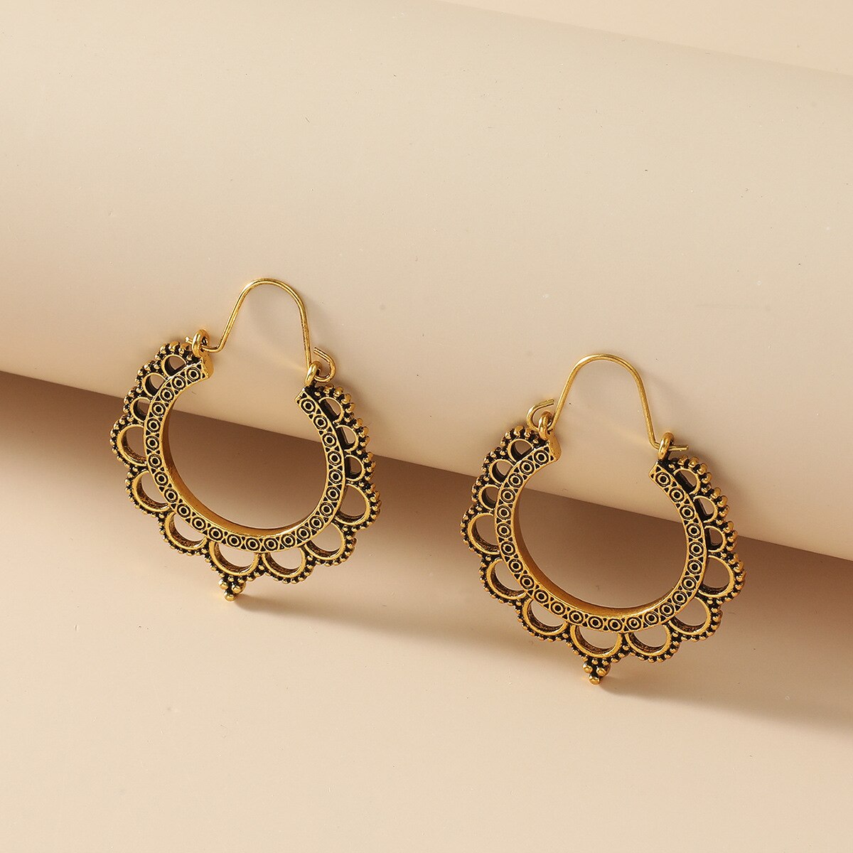 Melville™ Vintage Hollow Earrings
